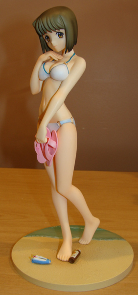 Yukiho Hagiwara from Idolmaster Xenoglossia.

1/8 scale figure from Good Smile Company. Amazing quality, as expected from GSC. That bottle of lotion keeps rolling away whenever I try to move it, though...